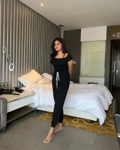 Call Girls Fort Area Cash On Delivery